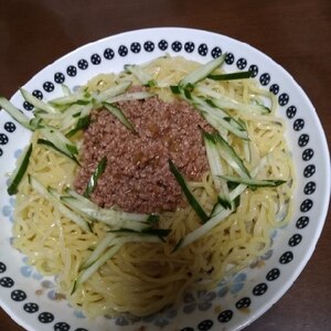 肉味噌たっぷりジャージャー麺